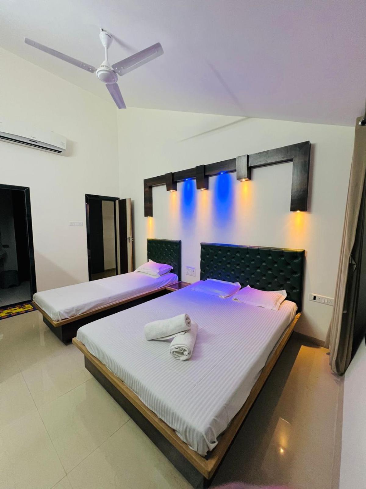 Taj Villa With Free Wifi Лонавала Экстерьер фото